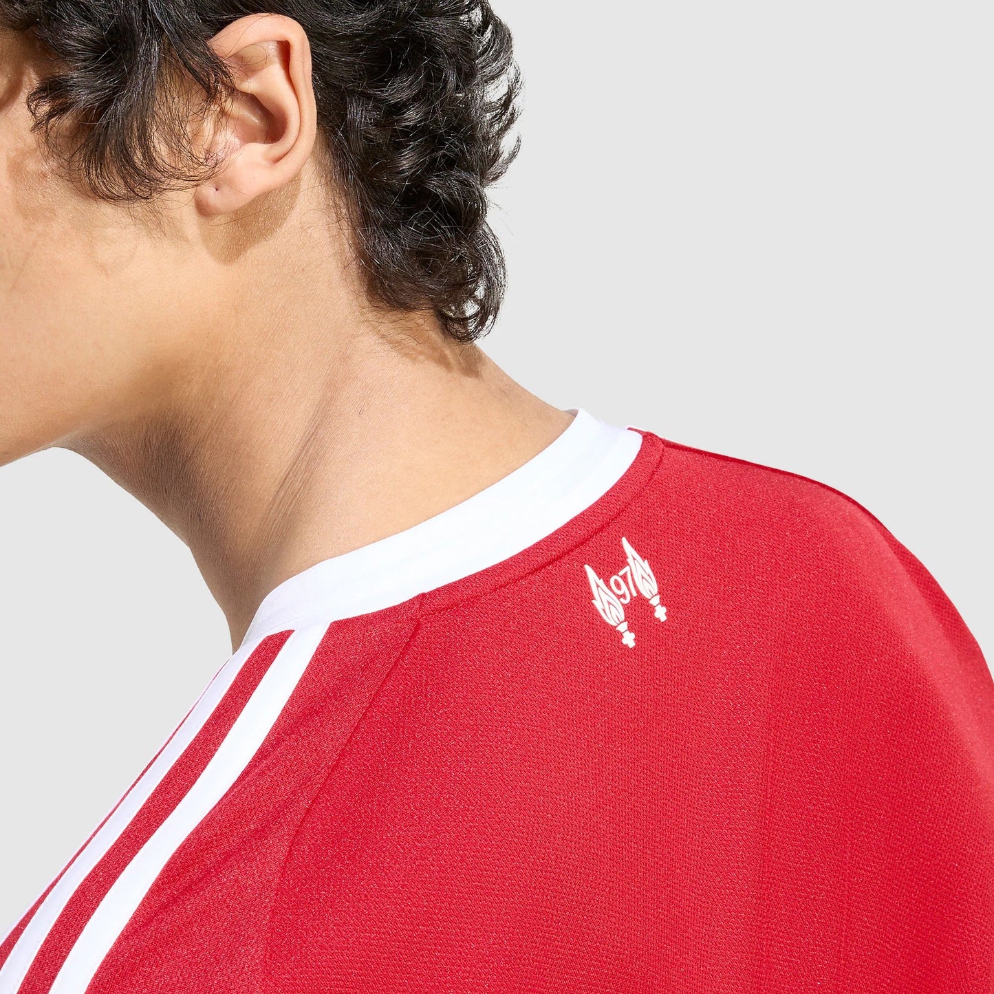 Maillot adidas Liverpool 2025/26 I Manches longues