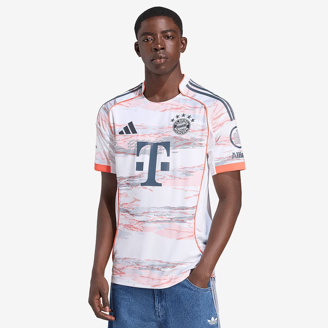 Maillot adidas Bayern de Munique 2025/26 II Fan