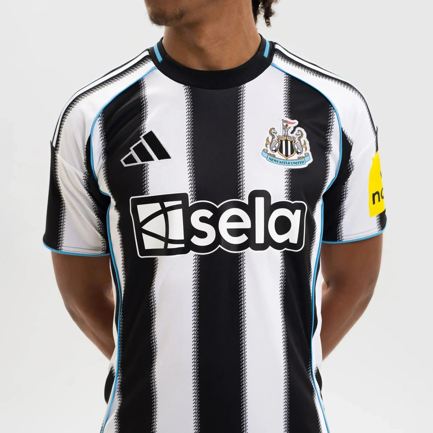 Maillot adidas Newcastle 2025/26 I Fan