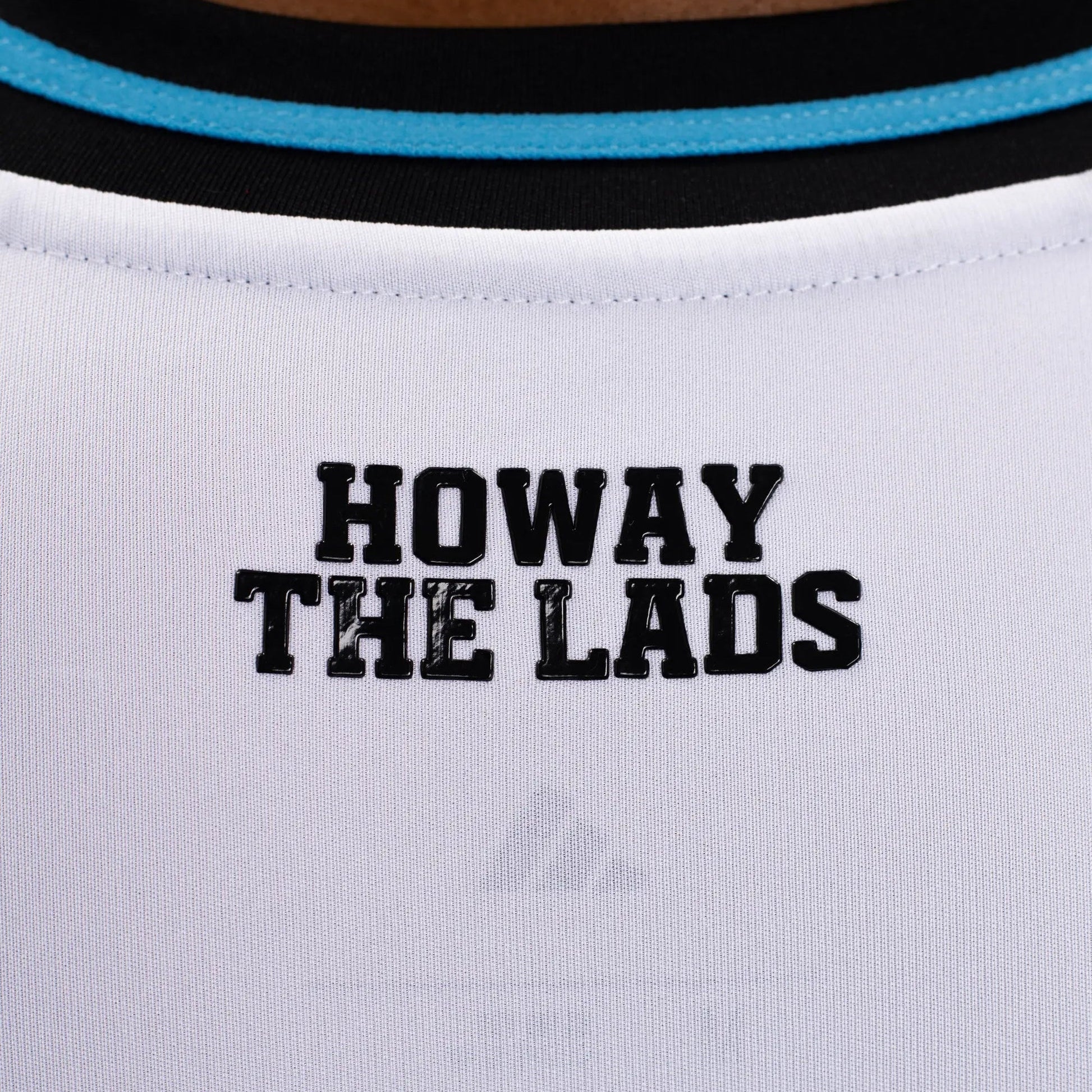 Maillot adidas Newcastle 2025/26 I Fan