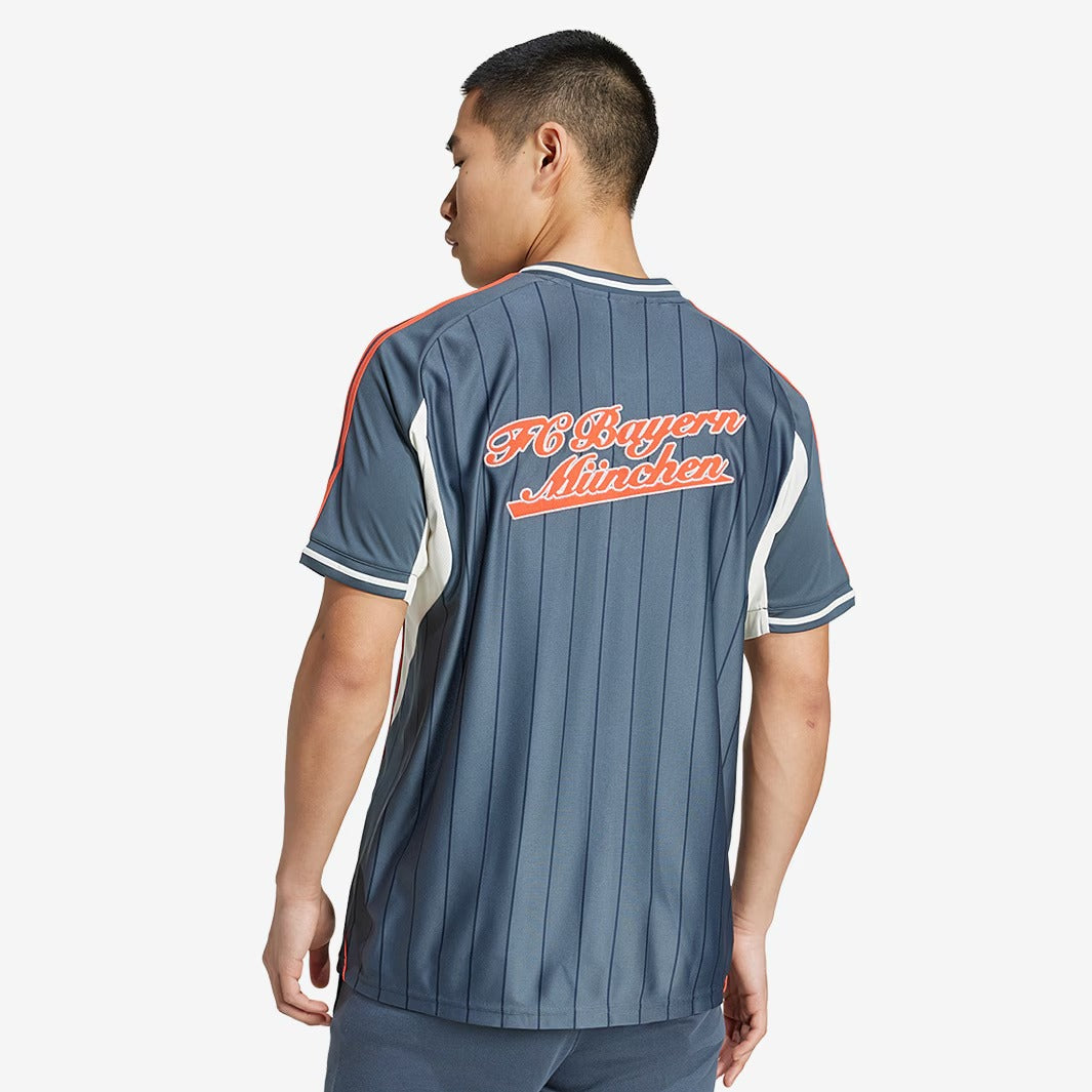 Maillot adidas Bayern de Munique 2025/26 Baseball Trikot