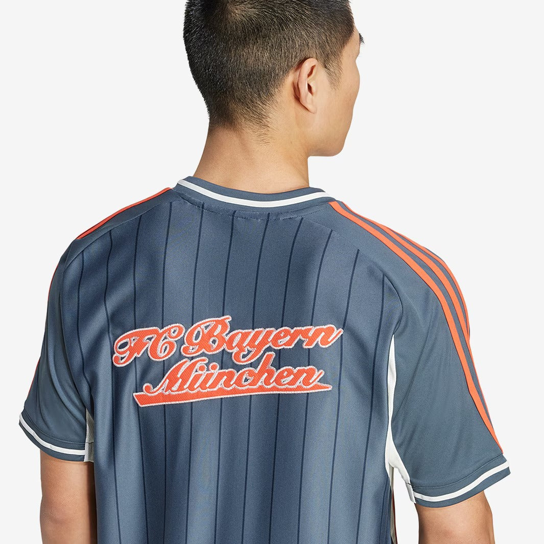 Maillot adidas Bayern de Munique 2025/26 Baseball Trikot