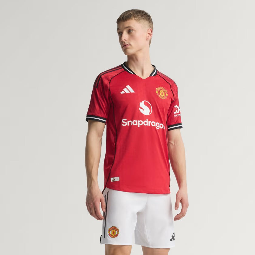 Maillot adidas Manchester United 2025/26 I Joueur