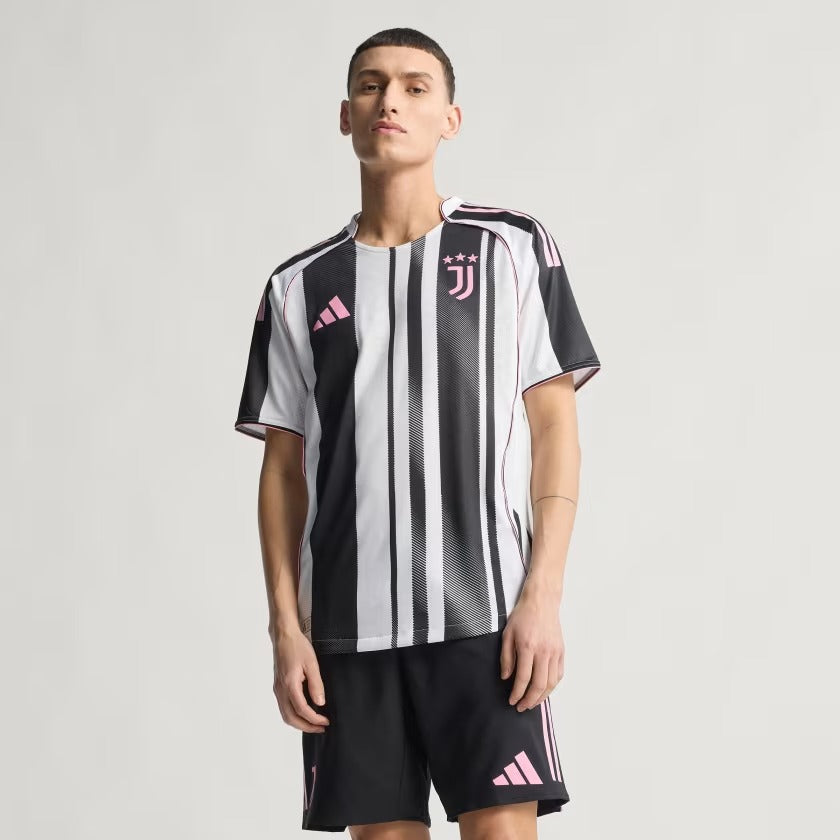 Maillot adidas Juventus FC 2025/26 I Joueur