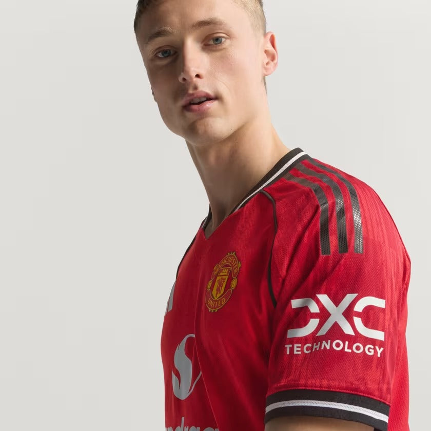 Maillot adidas Manchester United 2025/26 I Joueur