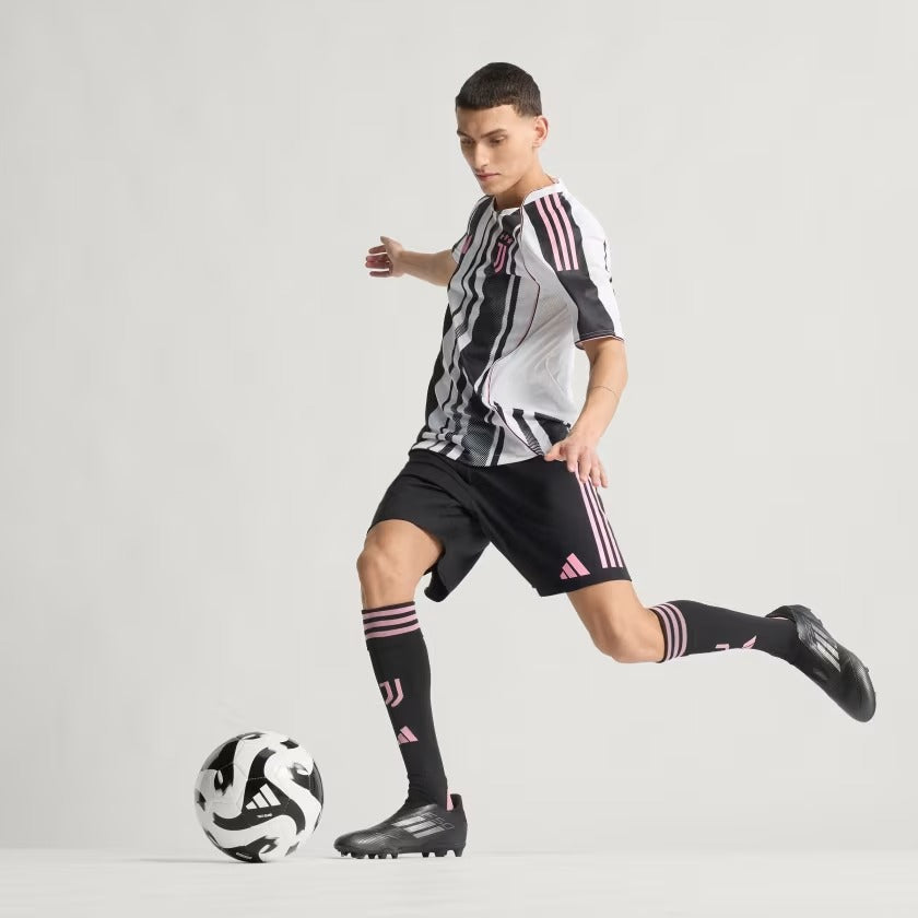 Maillot adidas Juventus FC 2025/26 I Joueur
