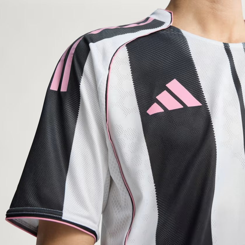 Maillot adidas Juventus FC 2025/26 I Joueur