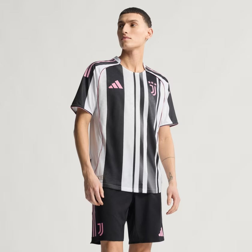 Maillot adidas Juventus FC 2025/26 I Joueur